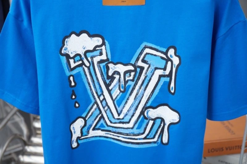 SmoothTexture Louis Vuitton T-Shirts 138455