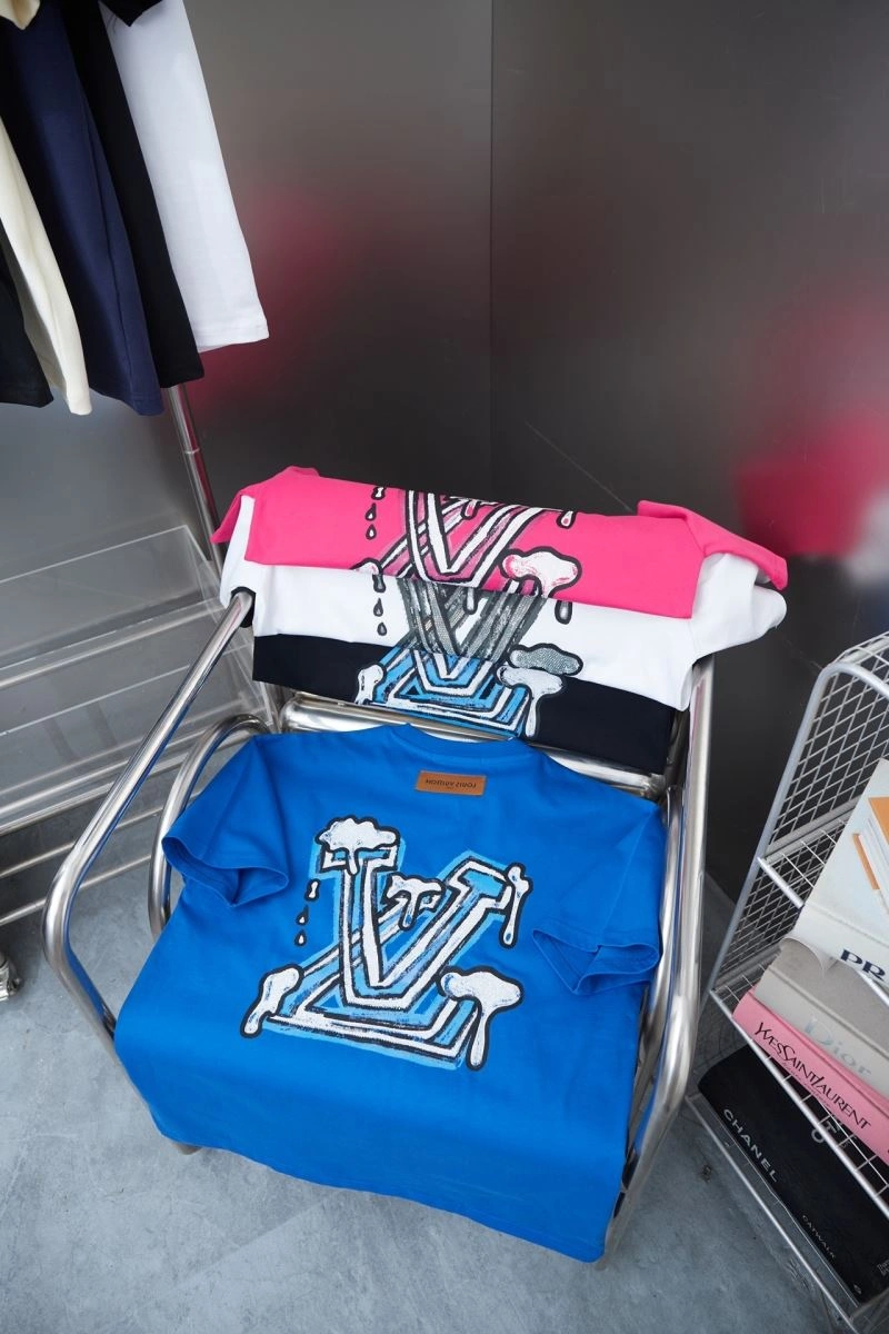 SmoothTexture Louis Vuitton T-Shirts 138455