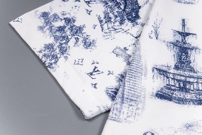 Popular Louis Vuitton T-Shirts 138459