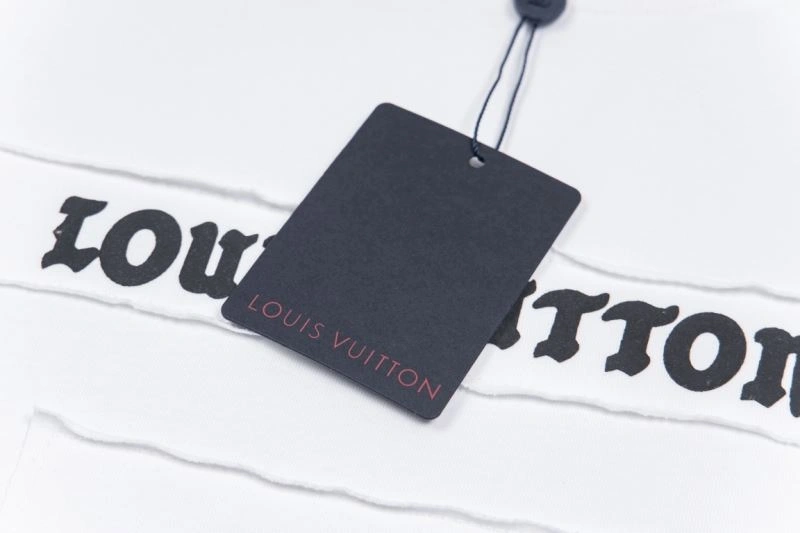 Louis Vuitton T-Shirts EyeCatching 138460