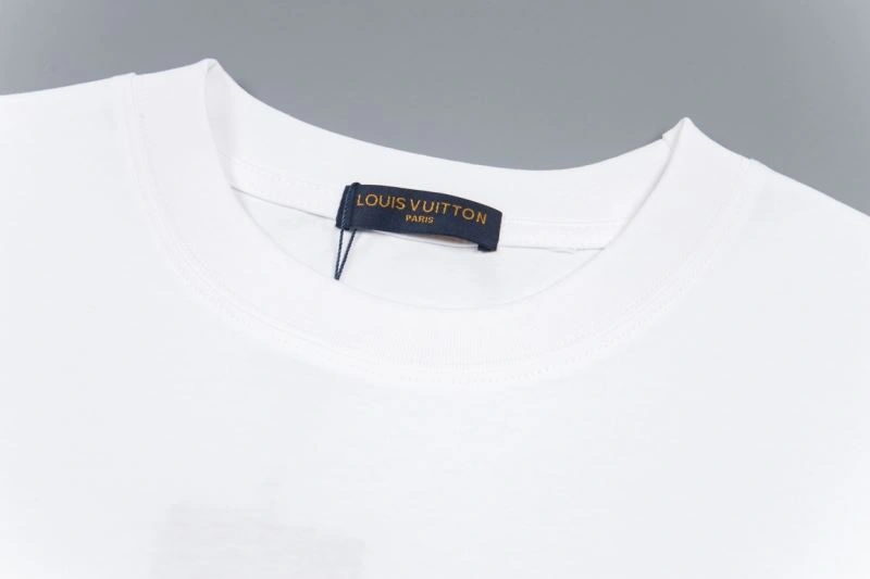 Louis Vuitton T-Shirts EyeCatching 138460