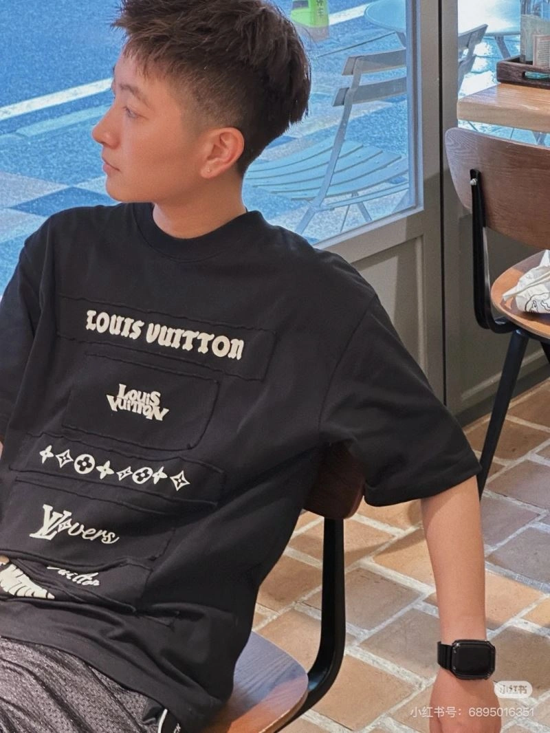 Louis Vuitton T-Shirts EyeCatching 138460
