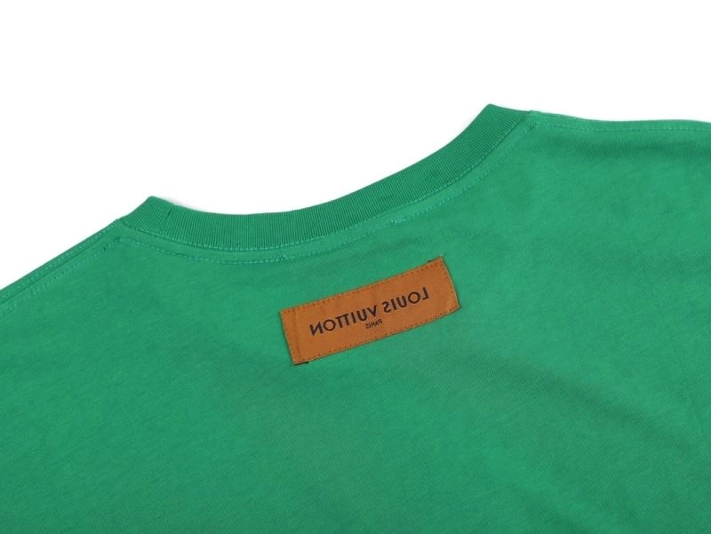 MoistureWicking Louis Vuitton T-Shirts 138433