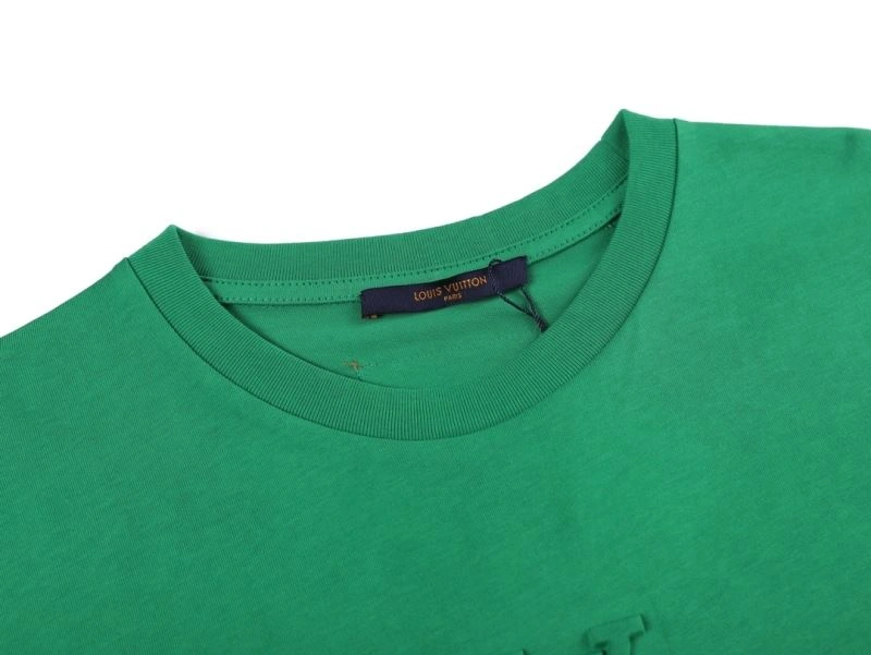 MoistureWicking Louis Vuitton T-Shirts 138433