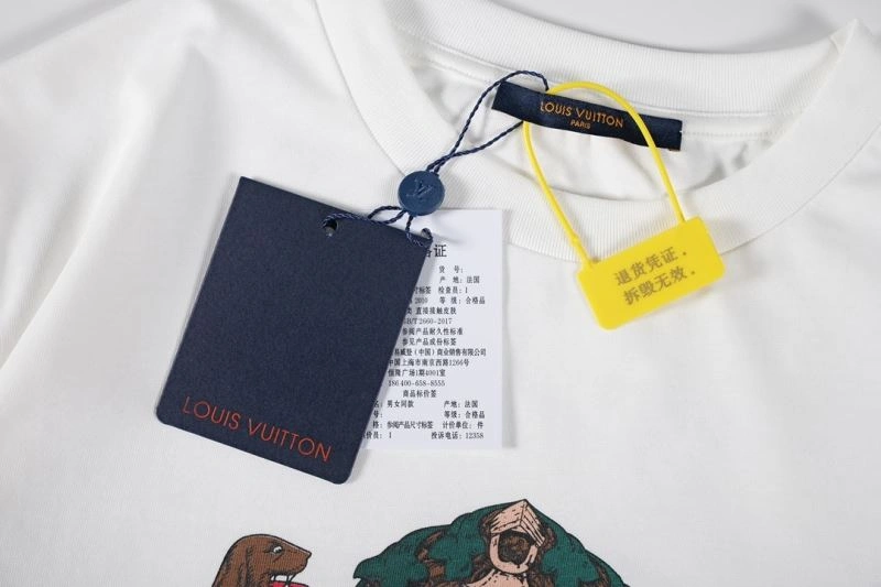 Louis Vuitton T-Shirts Trendy 138416