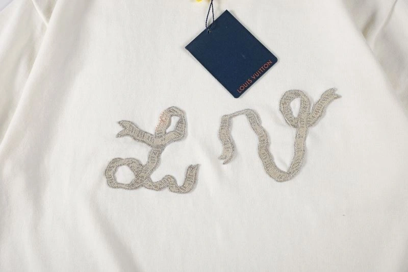 Louis Vuitton T-Shirts AllSeason 138412