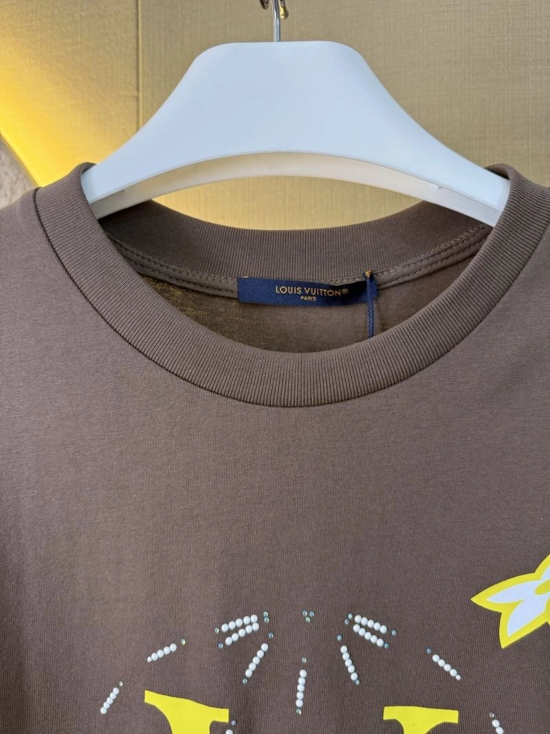 Soft Louis Vuitton T-Shirts 138409