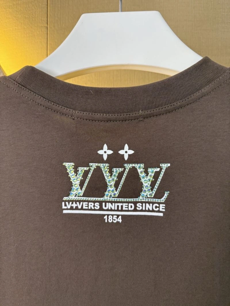 Soft Louis Vuitton T-Shirts 138409