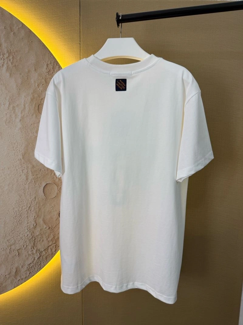 Louis Vuitton T-Shirts TimelessDesign 138399