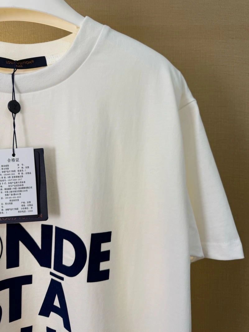 Louis Vuitton T-Shirts TimelessDesign 138399