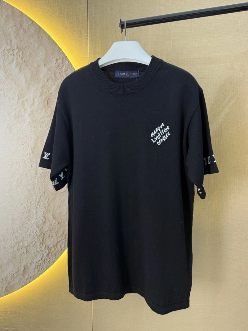 Louis Vuitton T-Shirts Functional 138394