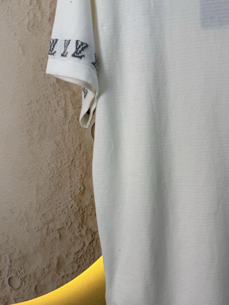 Louis Vuitton T-Shirts QuickDry 138400