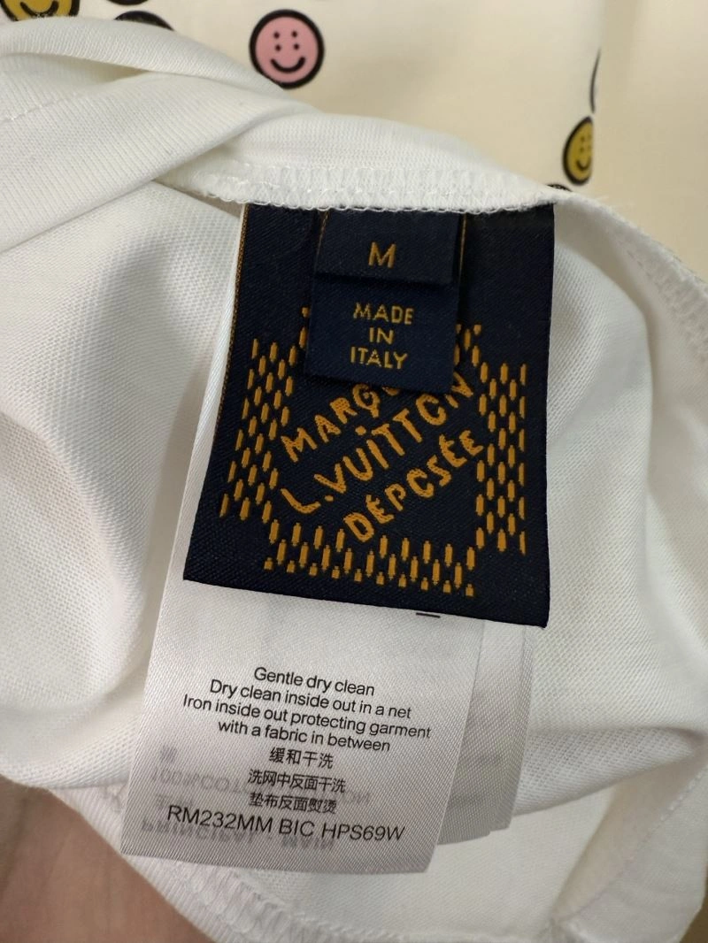 TechFriendly Louis Vuitton T-Shirts 138392