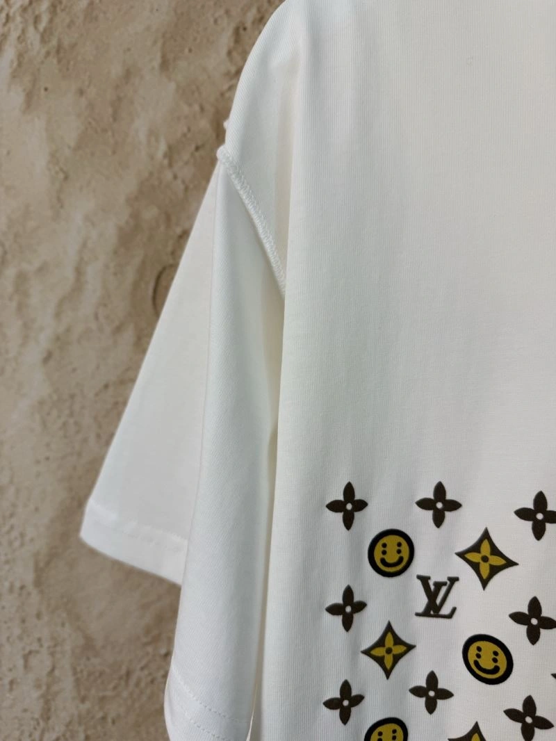 TechFriendly Louis Vuitton T-Shirts 138392