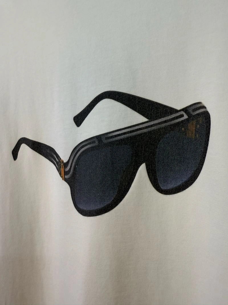 TechFriendly Louis Vuitton T-Shirts 138397