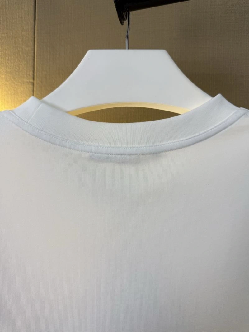 TechFriendly Louis Vuitton T-Shirts 138397