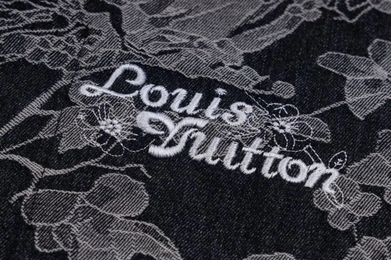 Neat Louis Vuitton T-Shirts 138391