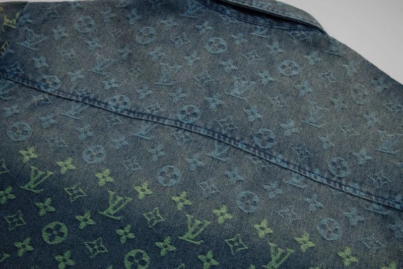 Affordable Louis Vuitton T-Shirts 138382
