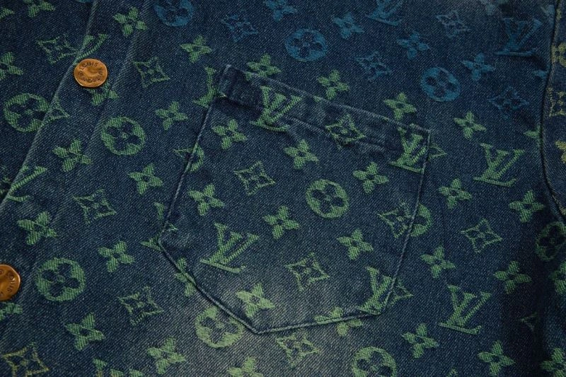Affordable Louis Vuitton T-Shirts 138382