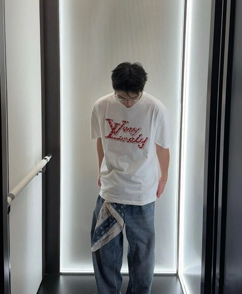 TopPick Louis Vuitton T-Shirts 138379