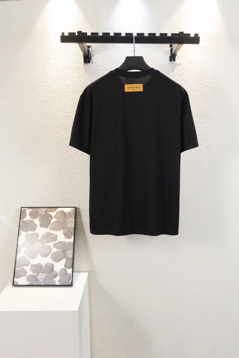 Louis Vuitton T-Shirts Comfortable 138378