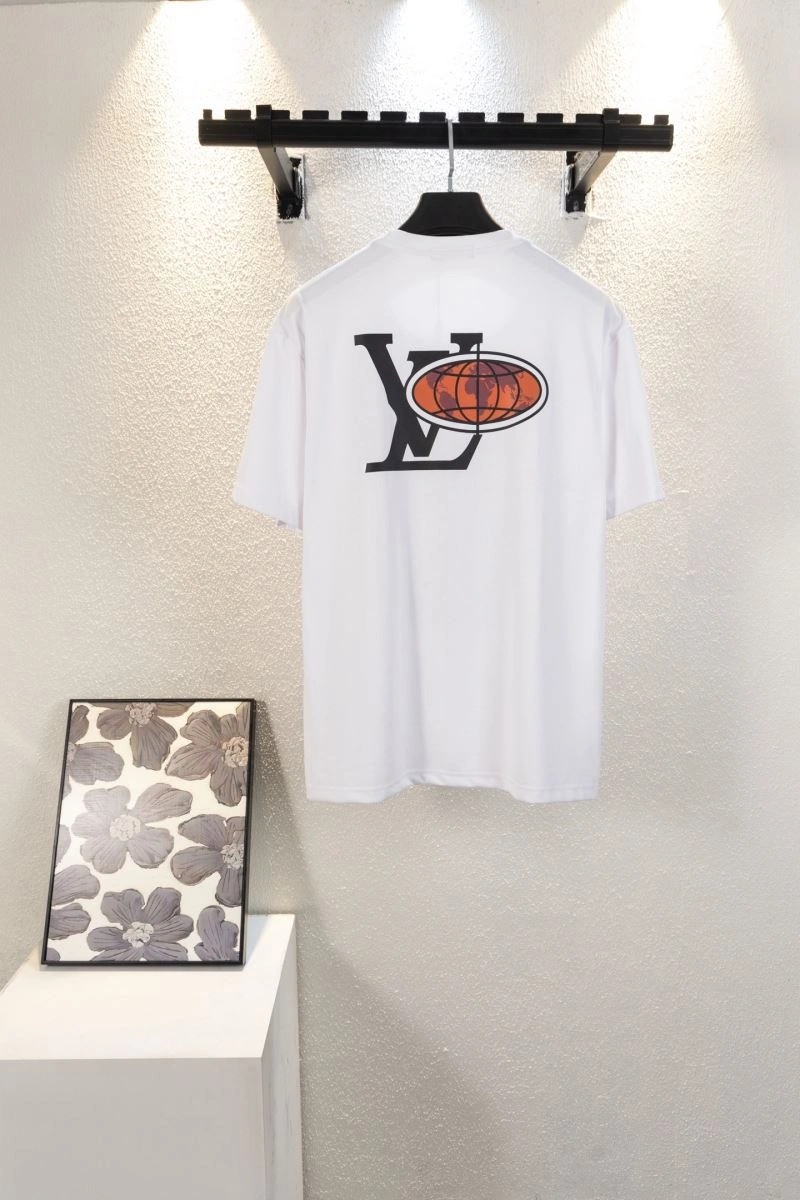 Louis Vuitton T-Shirts Sporty 138377