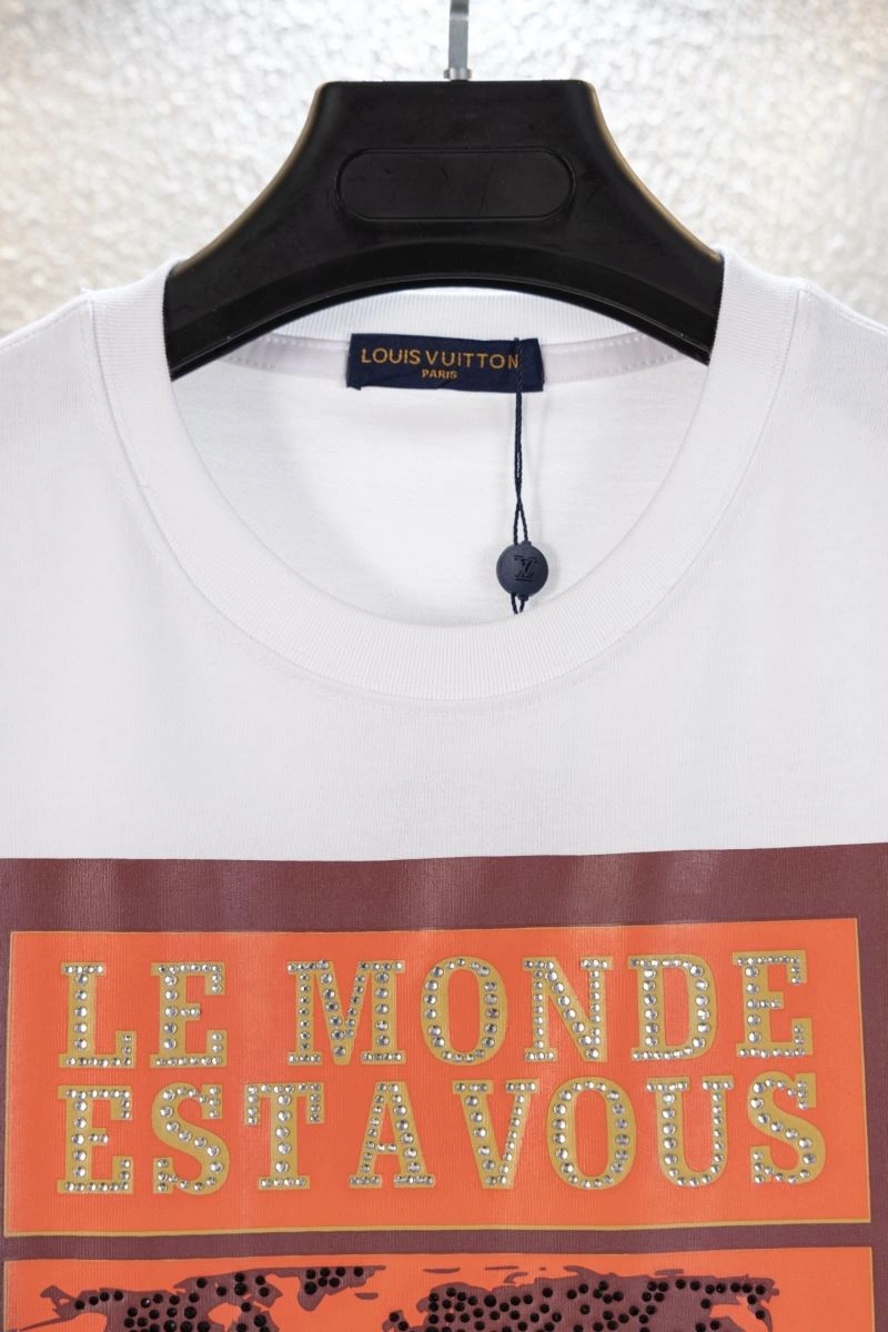 Louis Vuitton T-Shirts Sporty 138377
