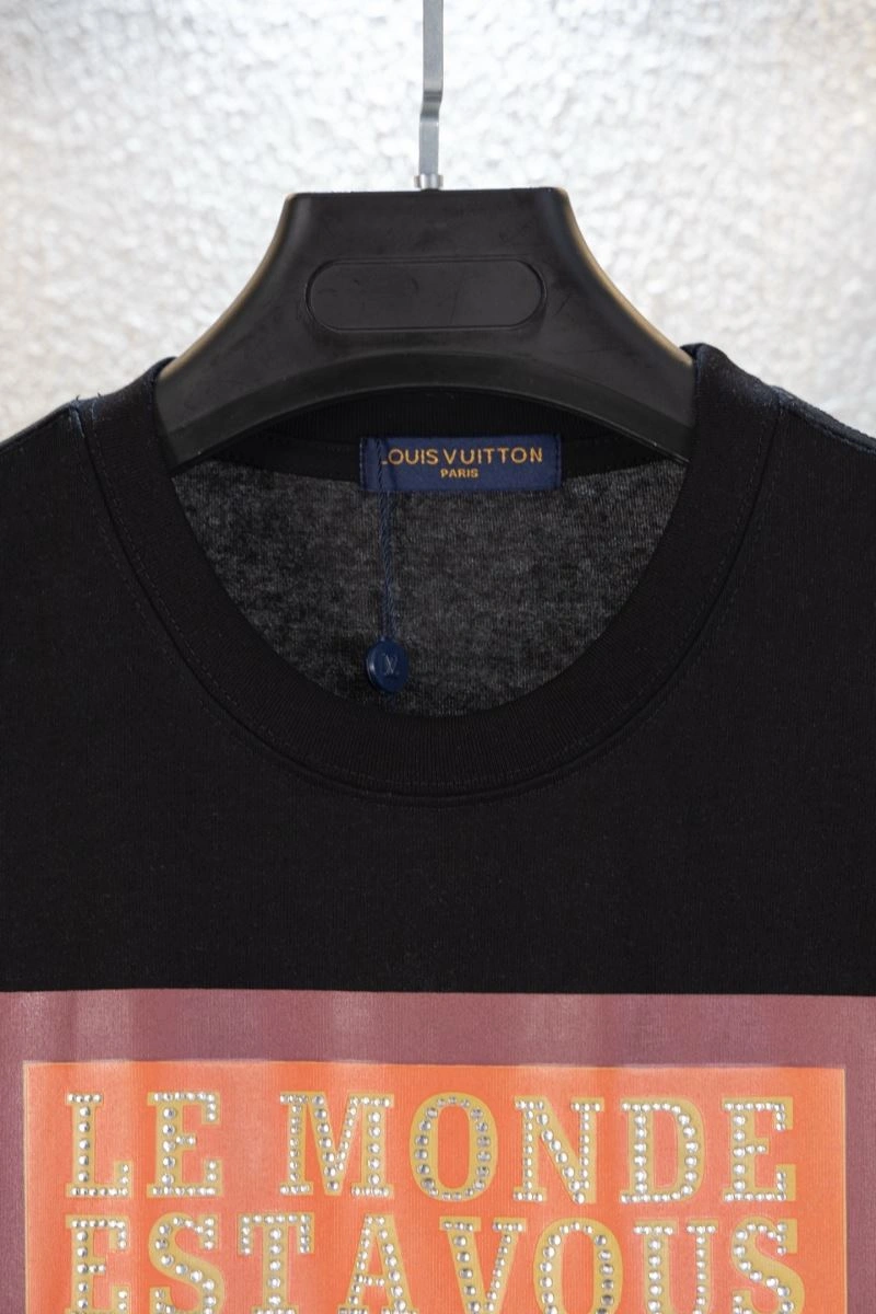 Louis Vuitton T-Shirts Sustainable 138426