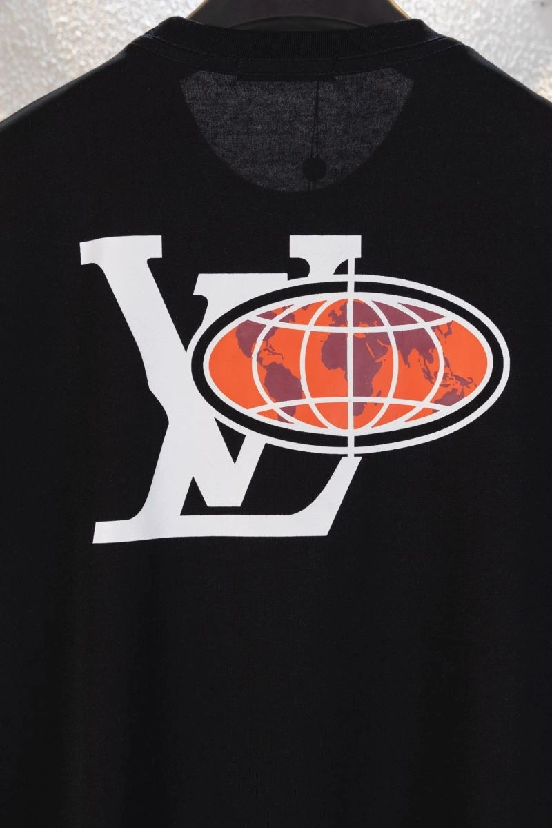 Louis Vuitton T-Shirts Sustainable 138426