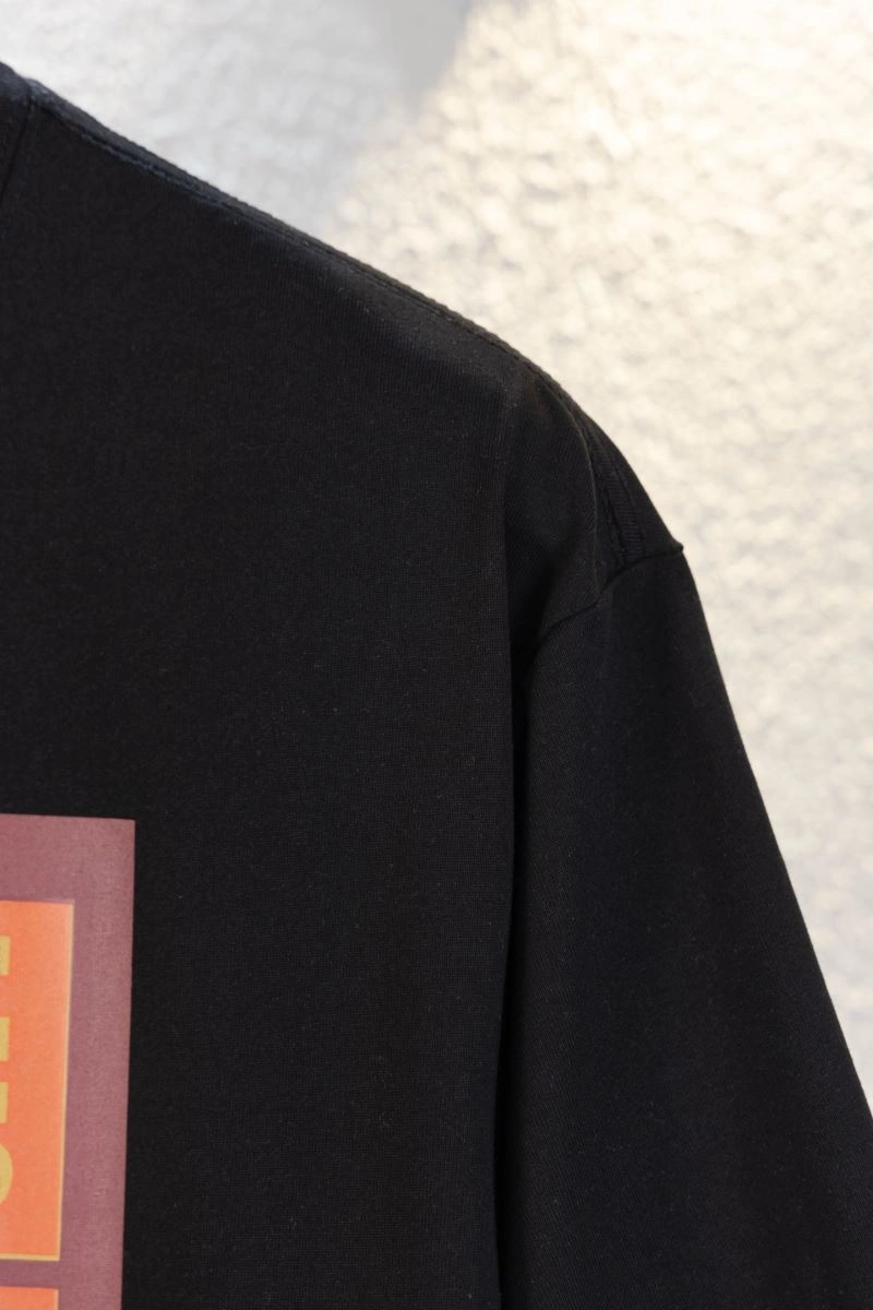 Louis Vuitton T-Shirts Sustainable 138426