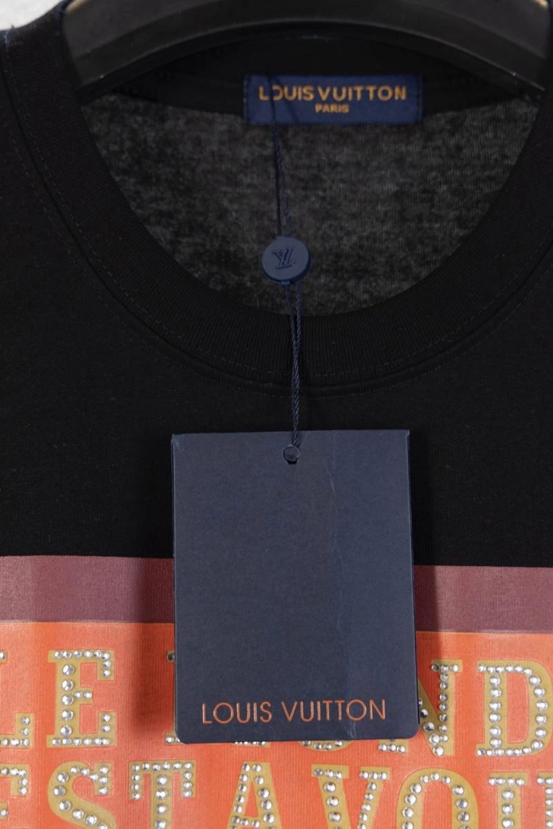 Louis Vuitton T-Shirts Sustainable 138426