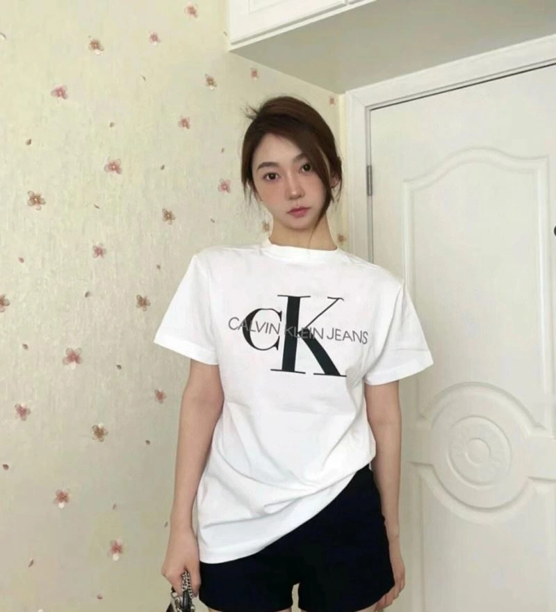 DailyWear Louis Vuitton T-Shirts 138418