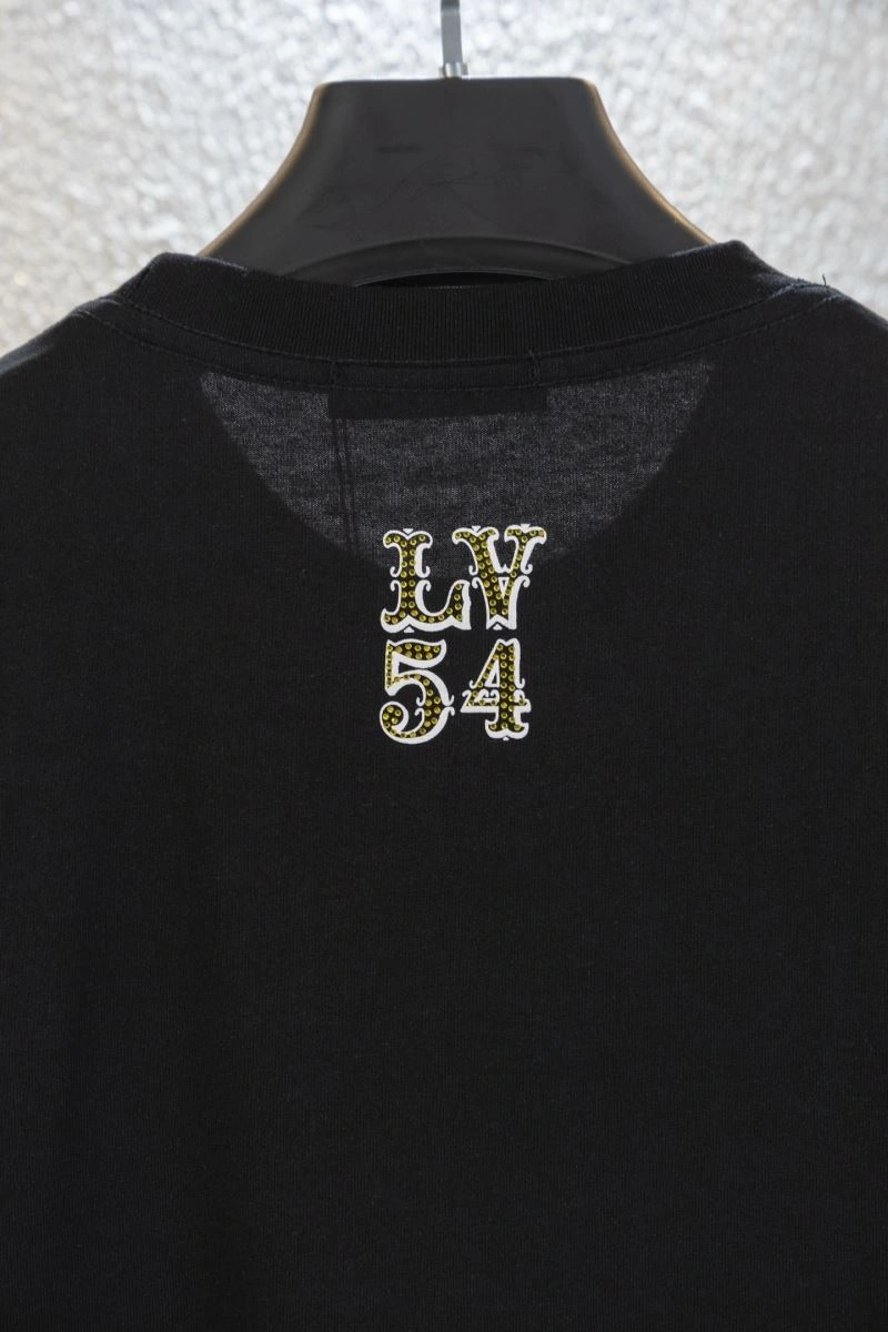 WellDesigned Louis Vuitton T-Shirts 138375
