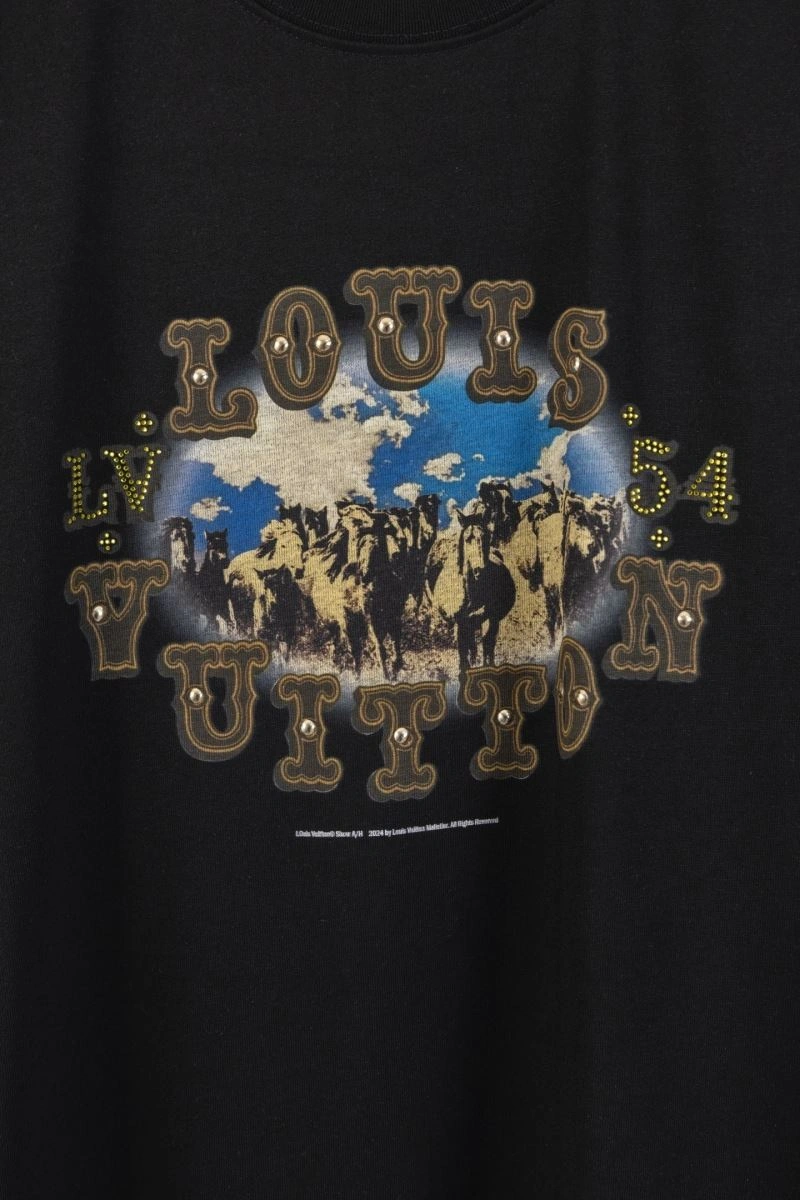 WellDesigned Louis Vuitton T-Shirts 138375