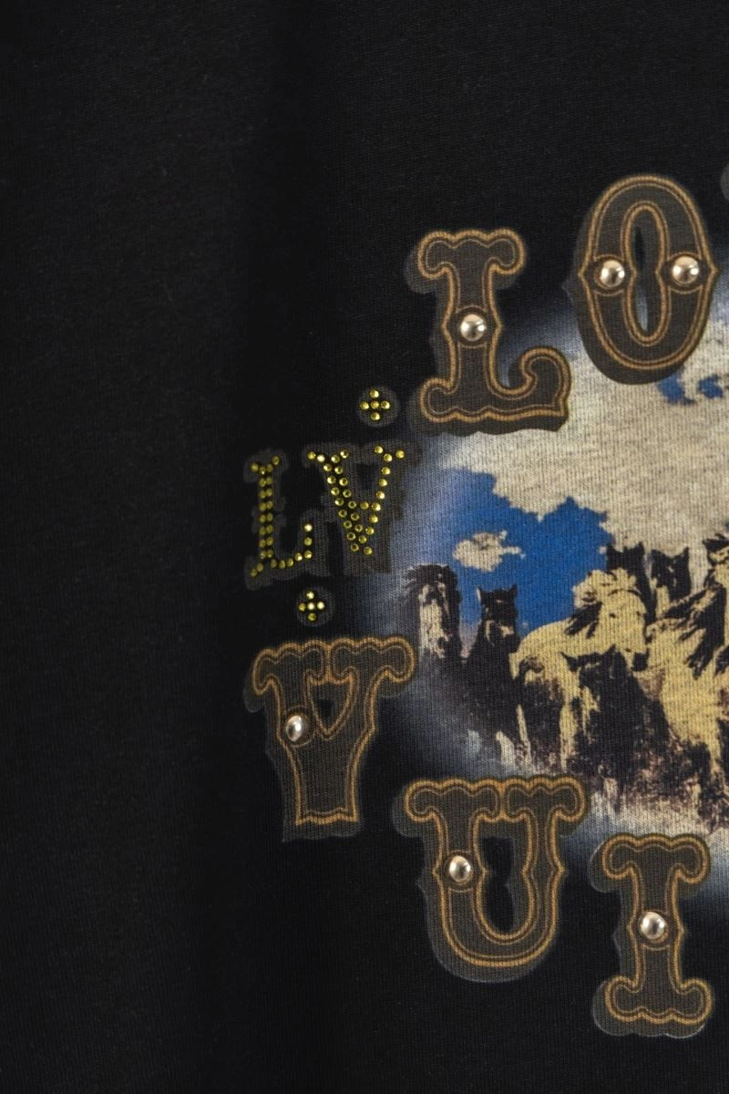 WellDesigned Louis Vuitton T-Shirts 138375