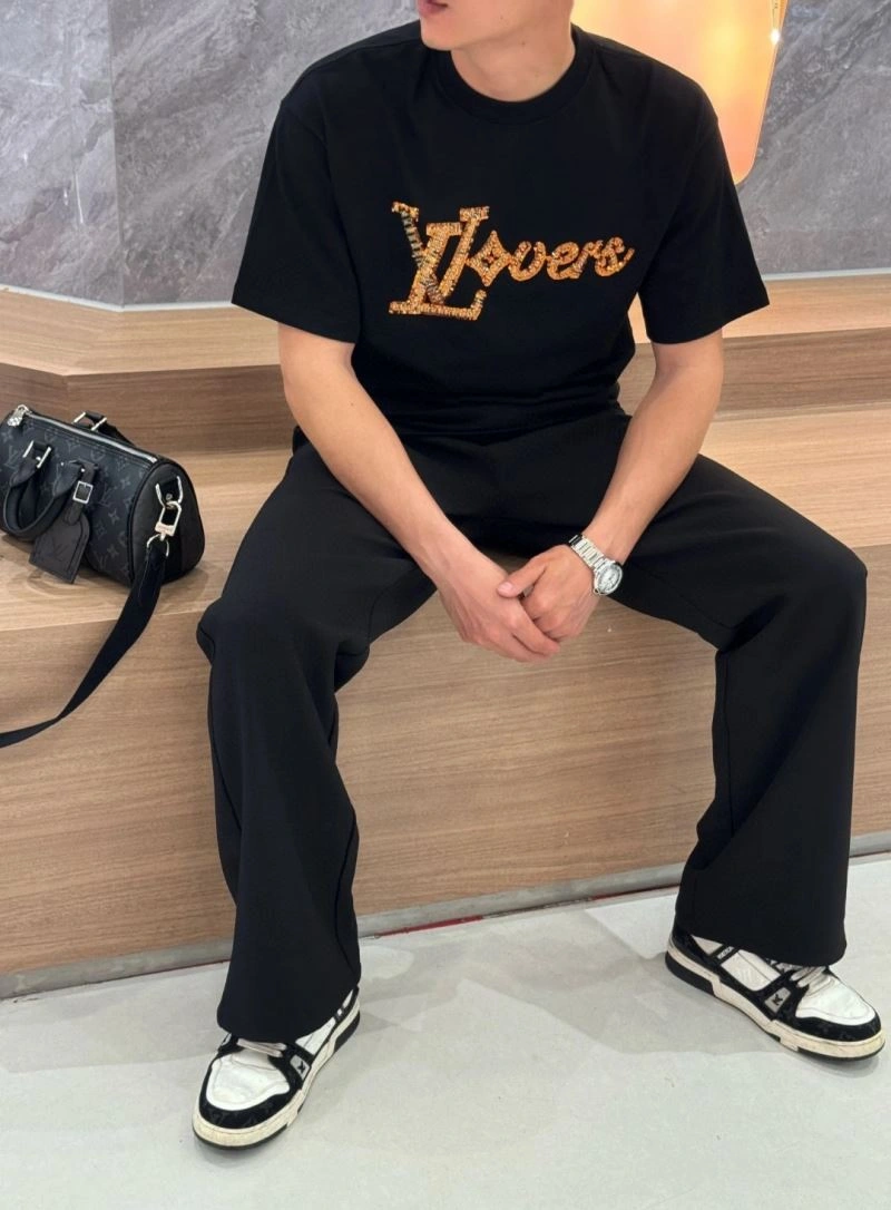 Louis Vuitton T-Shirts Packable 138369