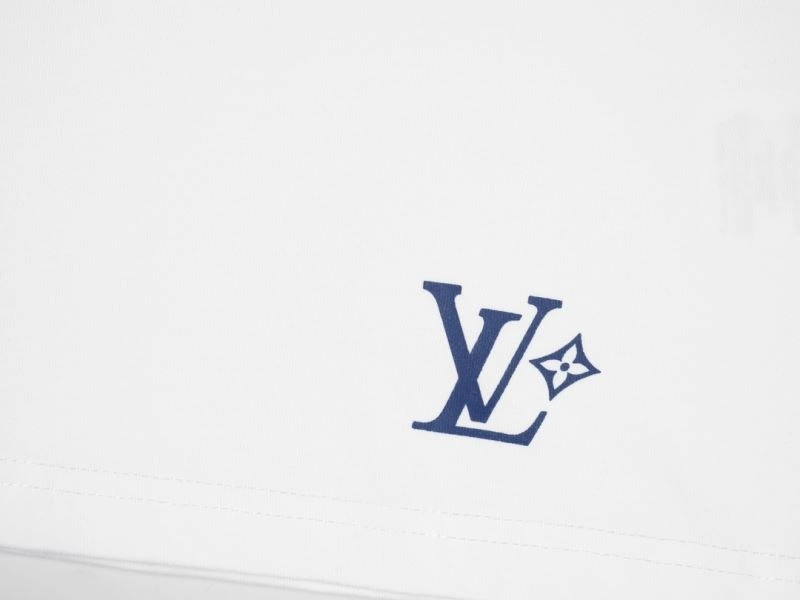 SoftTouch Louis Vuitton T-Shirts 138368