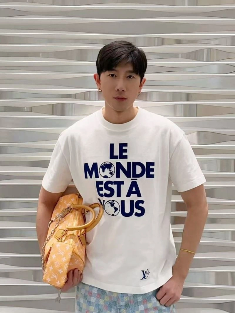 SoftTouch Louis Vuitton T-Shirts 138368