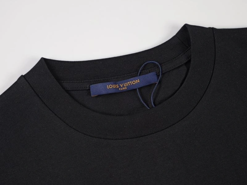 Louis Vuitton T-Shirts Popular 138356