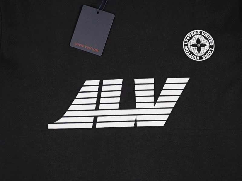 Louis Vuitton T-Shirts Popular 138356