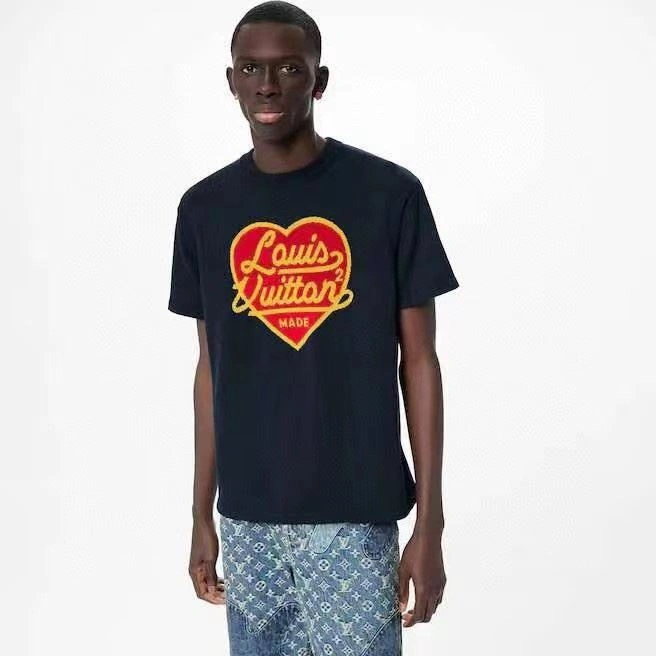 Louis Vuitton T-Shirts Contemporary 138361