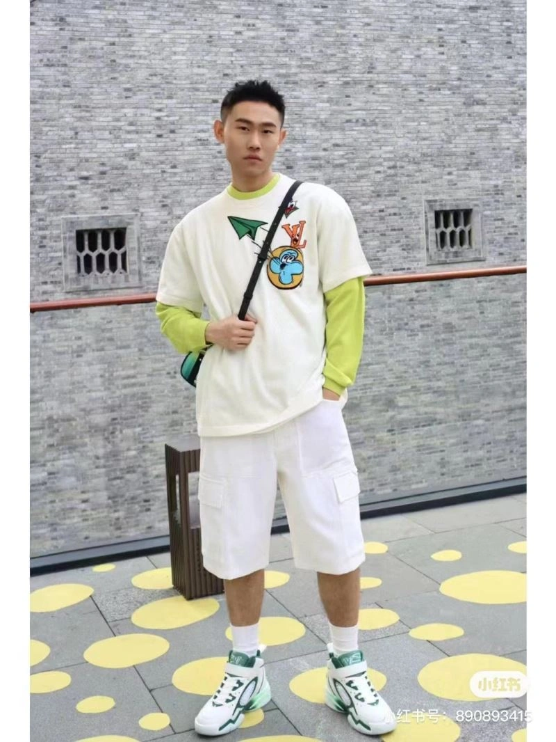 Popular Louis Vuitton T-Shirts 138363