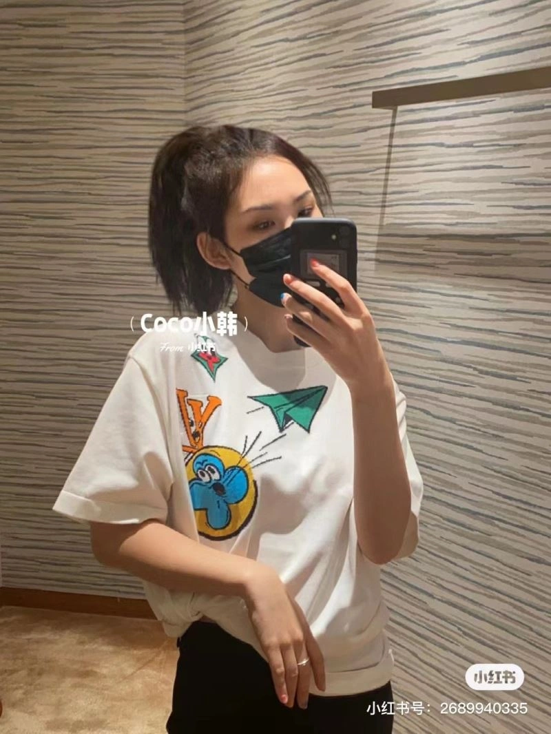 Popular Louis Vuitton T-Shirts 138363