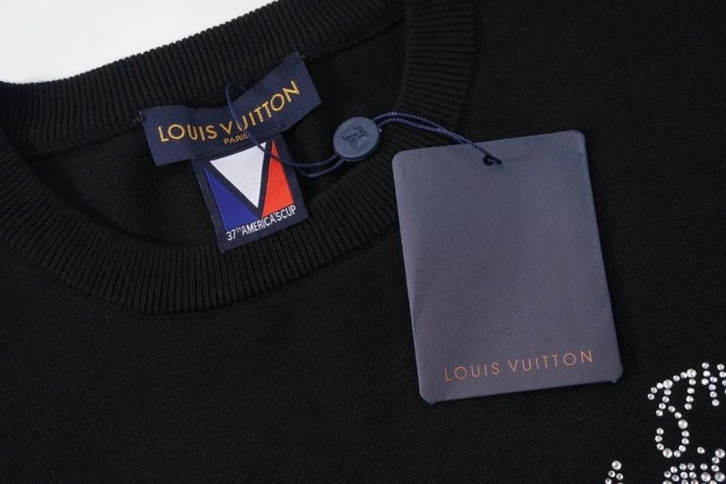 Louis Vuitton T-Shirts ComfortFit 138358