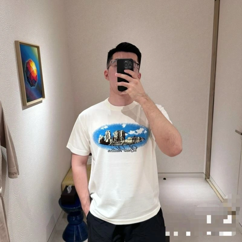 Louis Vuitton T-Shirts Colorful 138366