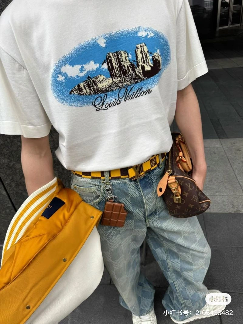 Louis Vuitton T-Shirts Colorful 138366