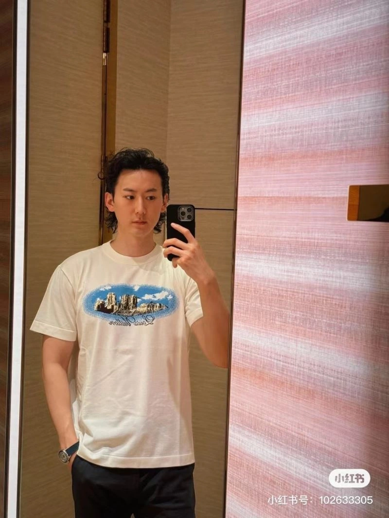 Louis Vuitton T-Shirts Colorful 138366