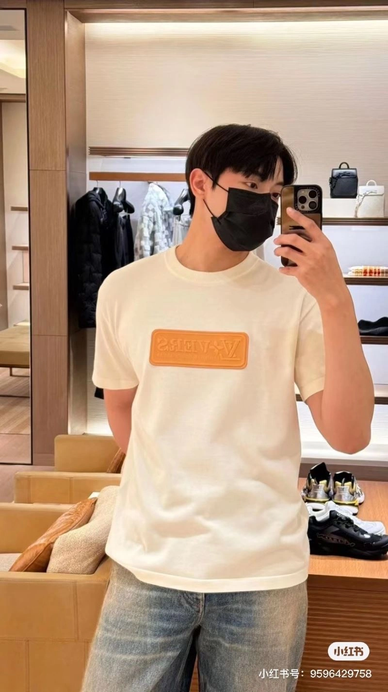 Louis Vuitton T-Shirts WaterResistant 138364