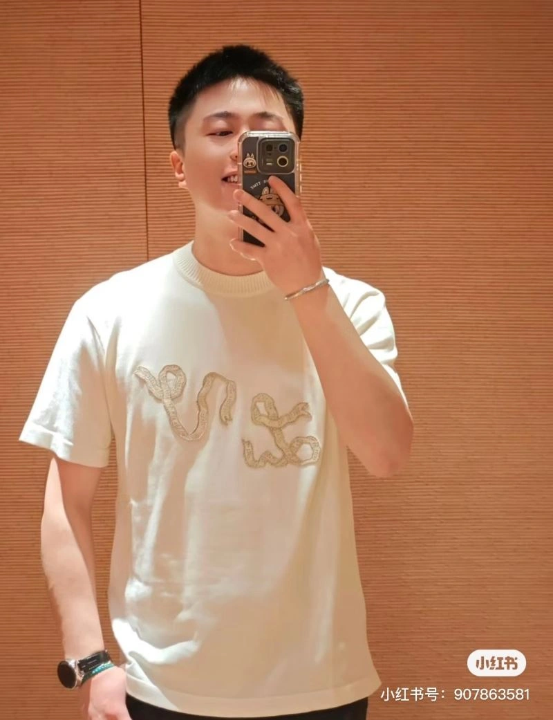 Reliable Louis Vuitton T-Shirts 138367