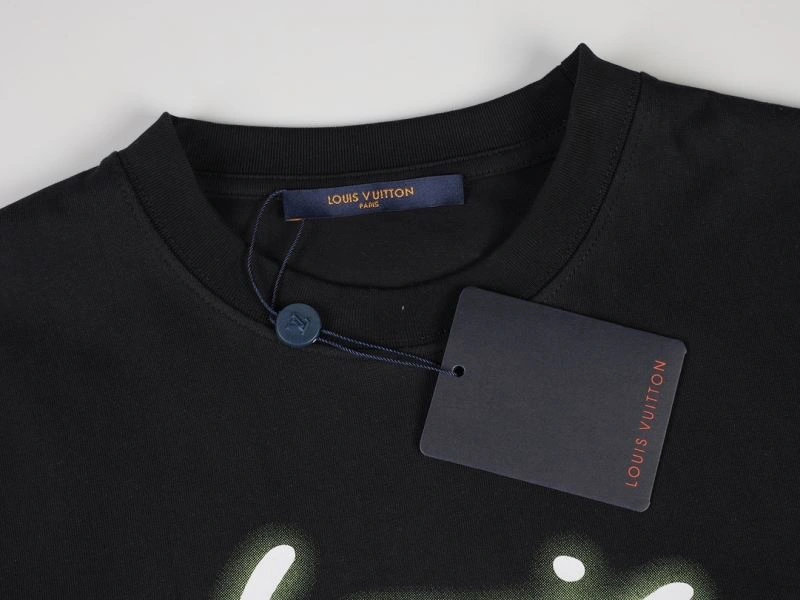 TechFriendly Louis Vuitton T-Shirts 138357